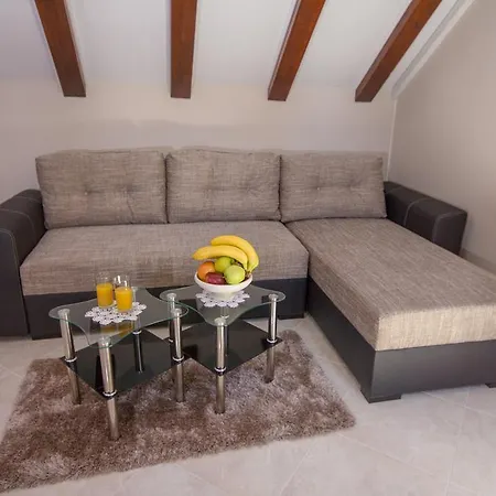 Niko Kaštel Stari Apartment Kaštela