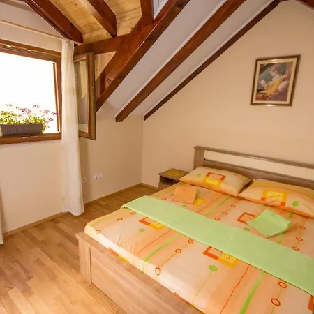Niko Kaštel Stari Apartment Kaštela